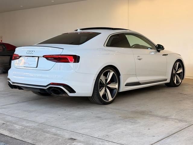 2018 AUDI RS5 photo 3