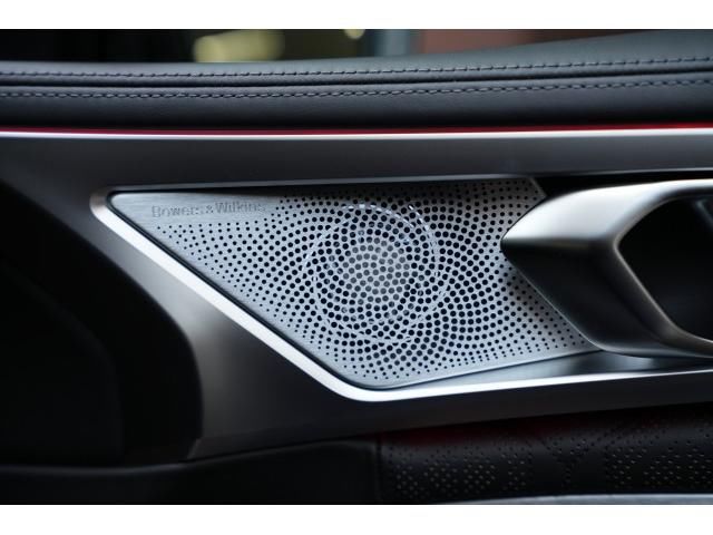صورة 4 لـ 2020 BMW M8