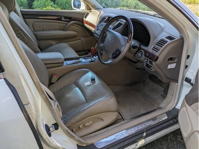صورة 6 لـ 2005 Nissan PRESIDENT