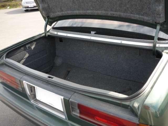 1990 Nissan CEDRIC — фото 5
