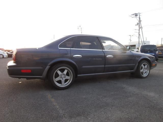 صورة 4 لـ 1990 Nissan INFINITI Q45