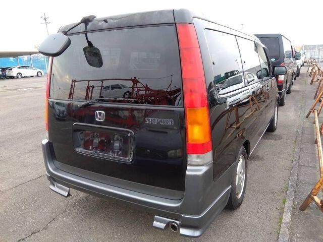 1996 Honda STEP WAGON — фото 5