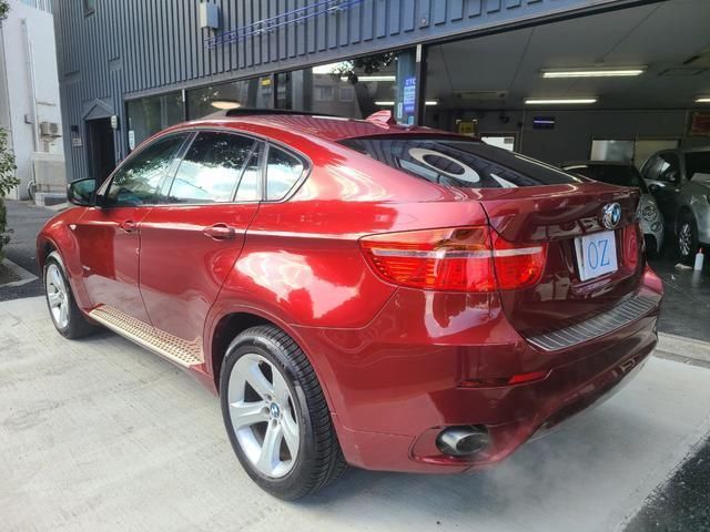 صورة 9 لـ 2011 BMW X6