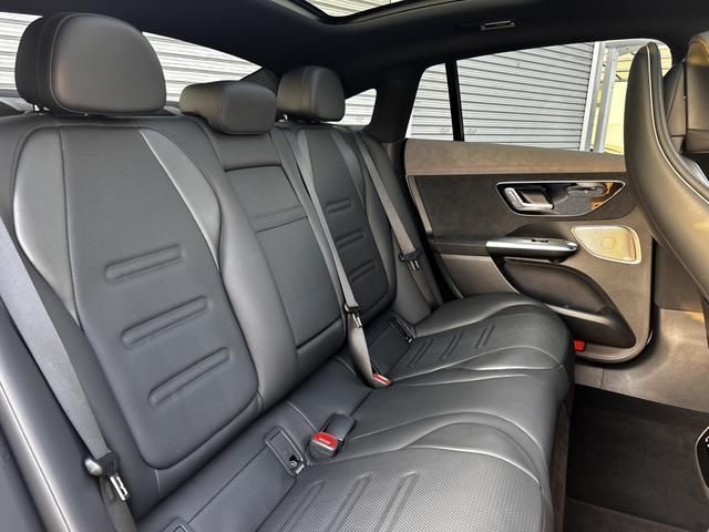 2023 Mercedes-BENZ EQE photo 5