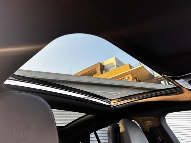 2023 Mercedes-BENZ EQE photo 8