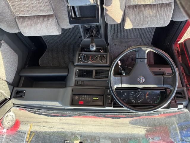 صورة 5 لـ 1990 ALFA Romeo ALFA 75