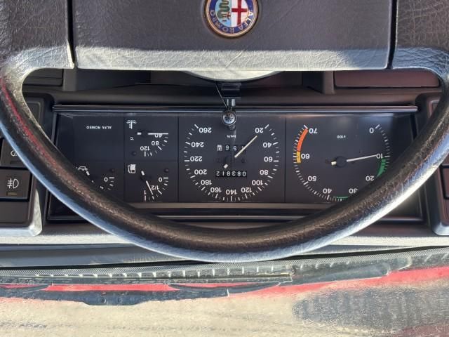 صورة 6 لـ 1990 ALFA Romeo ALFA 75