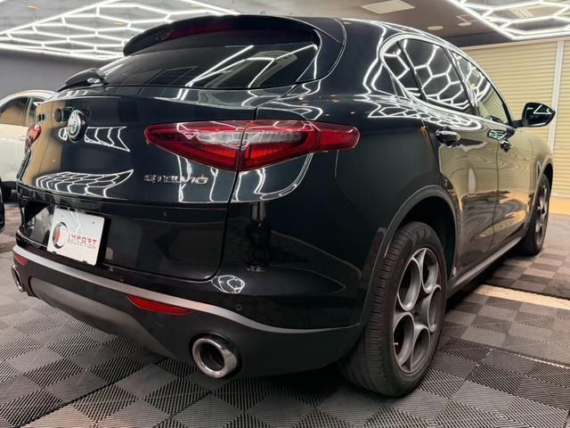 صورة 5 لـ 2018 ALFA Romeo STELVIO