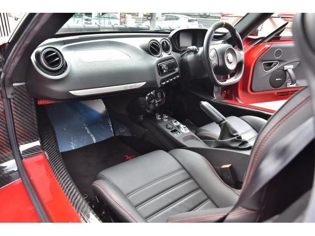 صورة 3 لـ 2015 ALFA Romeo 4C