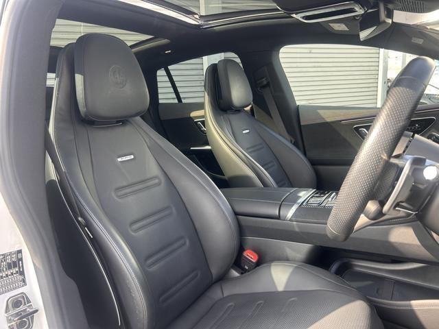 2024 Mercedes-BENZ EQE photo 4
