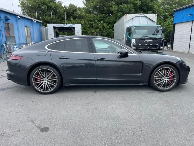 2019 Porsche PANAMERA — миниатюра 4