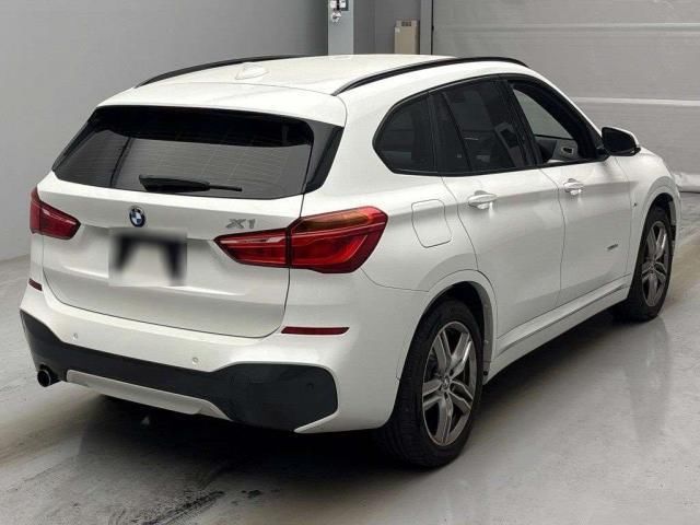 2017 BMW X1 photo 2