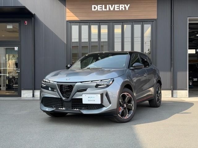 2025 ALFA Romeo JUNIOR 照片 1