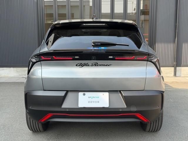 2025 ALFA Romeo JUNIOR 照片 4