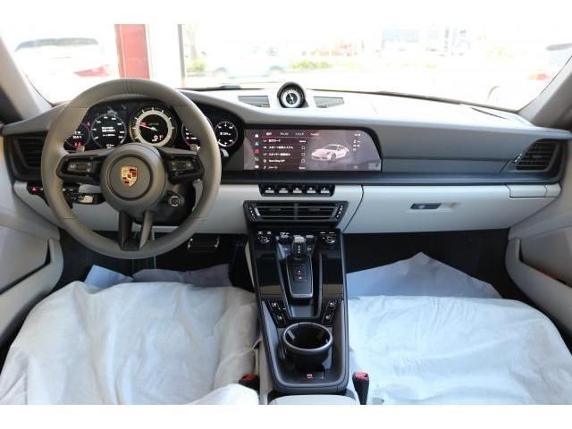 2024 Porsche 911 — миниатюра 3