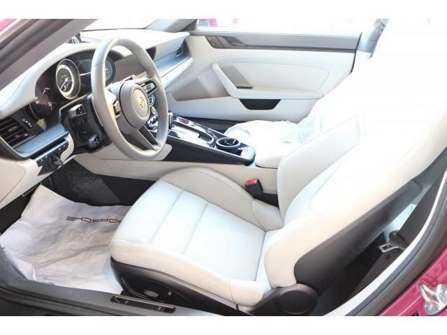 2024 Porsche 911 — миниатюра 6