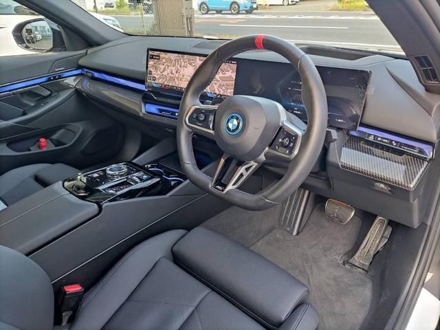 2024 BMW I5 — фото 6