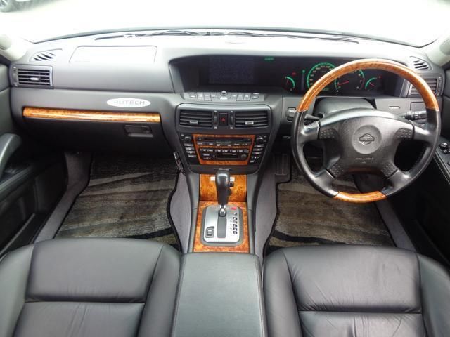 صورة 2 لـ 2000 Nissan GLORIA