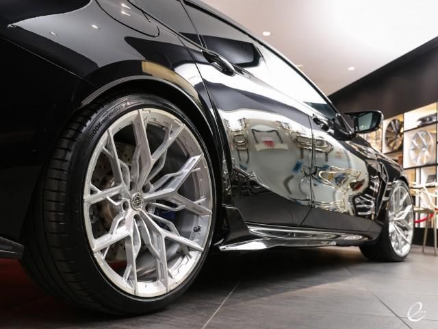 صورة 6 لـ 2020 BMW M8