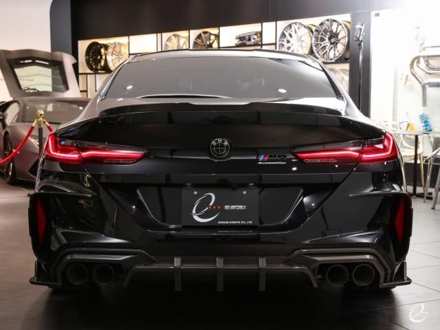 صورة 9 لـ 2020 BMW M8