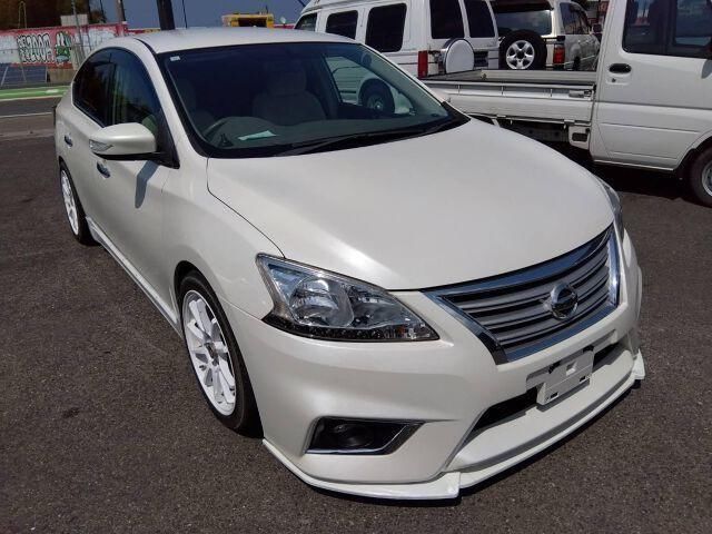 2013 Nissan SYLPHY — фото 4