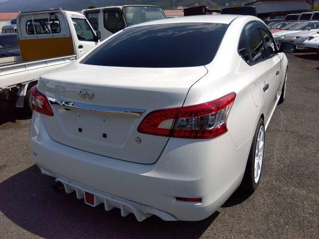 2013 Nissan SYLPHY — фото 5