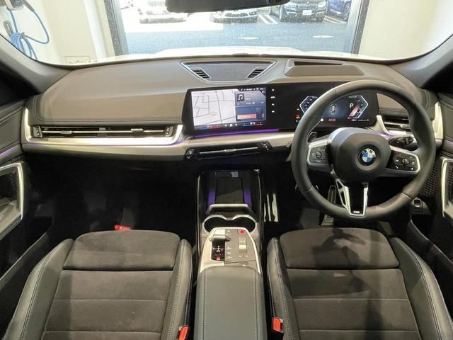2025 BMW X1 照片 2