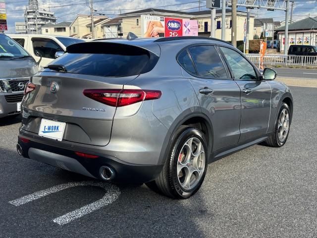 2019 ALFA Romeo STELVIO — фото 5