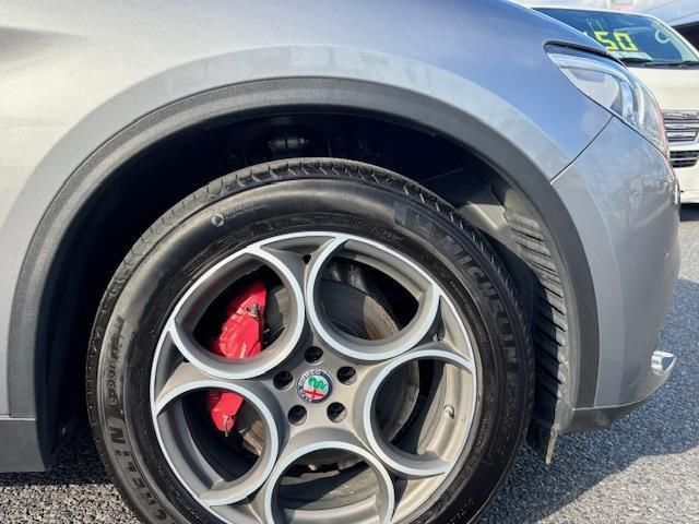 2019 ALFA Romeo STELVIO — фото 9