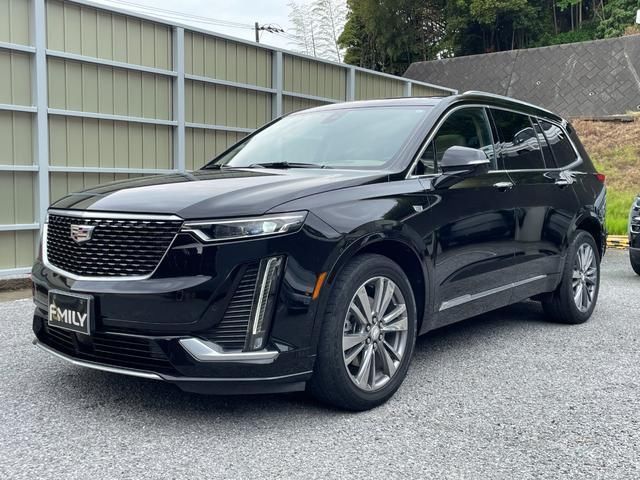 2021 Cadillac XT6 — фото 3