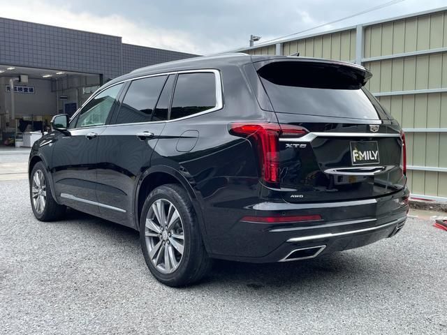 2021 Cadillac XT6 — фото 9