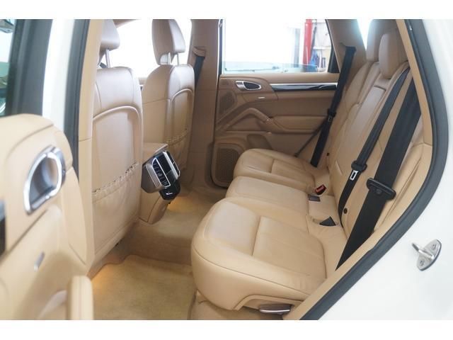 2011 Porsche CAYENNE 缩略图 8