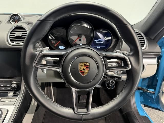 صورة مصغرة 7 لـ 2020 Porsche 718 CAYMAN