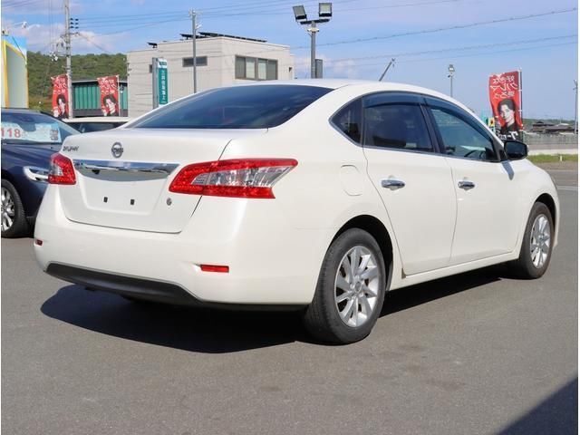 2013 Nissan SYLPHY — фото 9