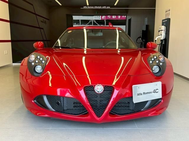 صورة 3 لـ 2015 ALFA Romeo 4C