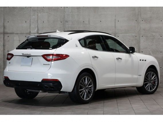 2019 Maserati LEVANTE — миниатюра 2