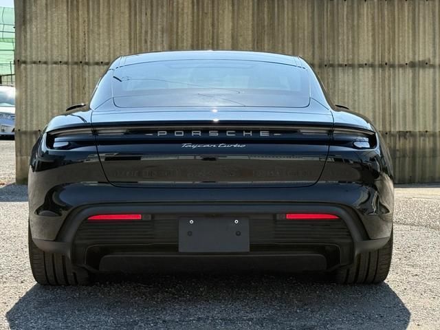 2021 Porsche TAYCAN thumbnail 5