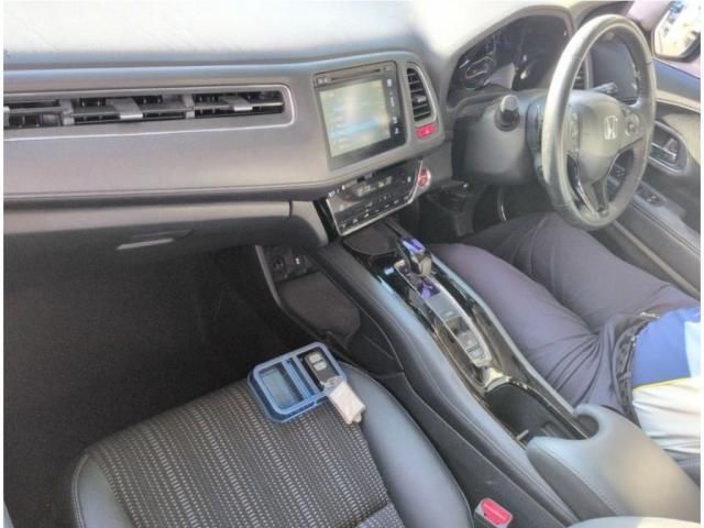 صورة مصغرة 4 لـ 2013 Honda VEZEL