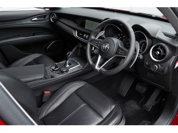 2019 ALFA Romeo STELVIO — фото 6