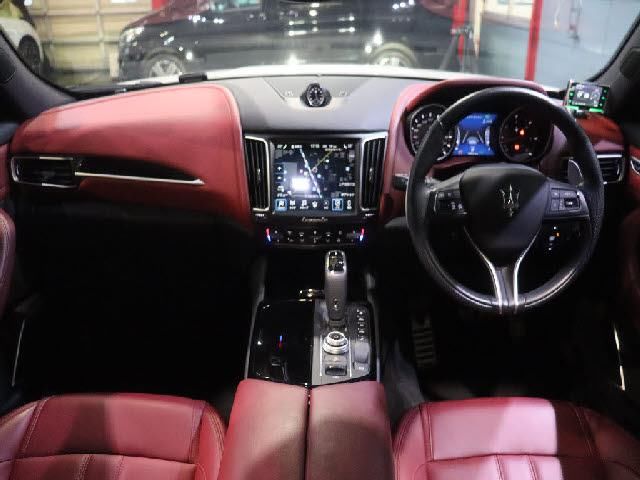 صورة مصغرة 2 لـ 2021 Maserati GRAN SPORT
