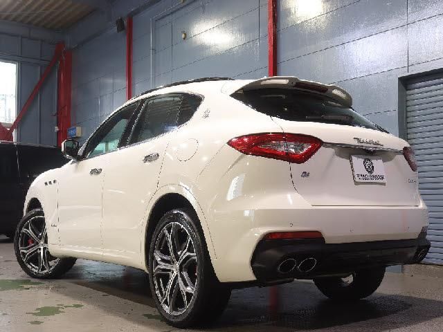 صورة مصغرة 4 لـ 2021 Maserati GRAN SPORT