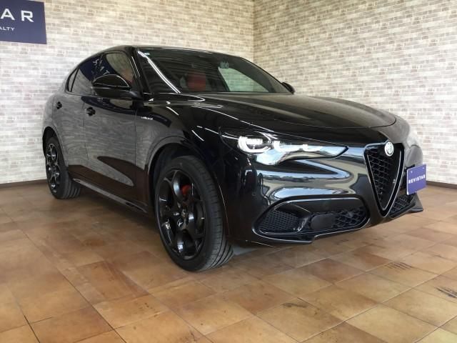 2023 ALFA Romeo STELVIO — миниатюра 5