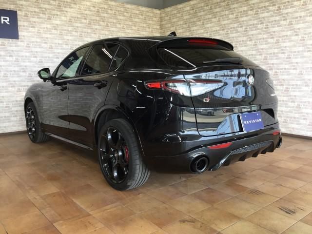 2023 ALFA Romeo STELVIO — миниатюра 6