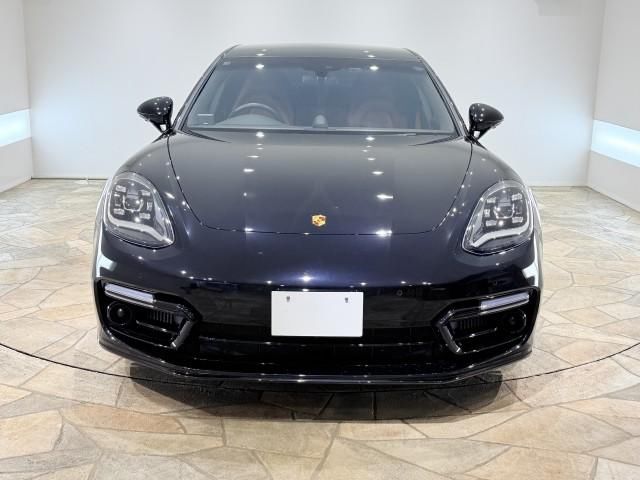 2023 Porsche PANAMERA 缩略图 2