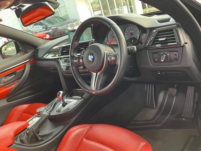 2015 BMW M4 COUPE — фото 8