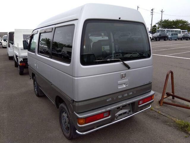 صورة 2 لـ 1998 Honda STREET