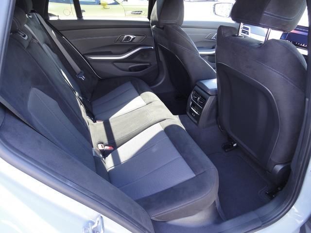 2025 BMW 3 SERIES 缩略图 9