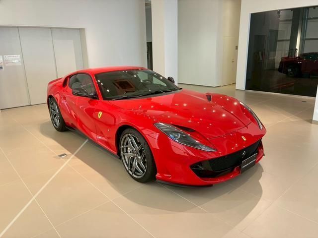 2019 Ferrari 812 SUPERFAST 照片 4