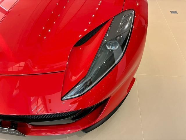 2019 Ferrari 812 SUPERFAST 照片 8
