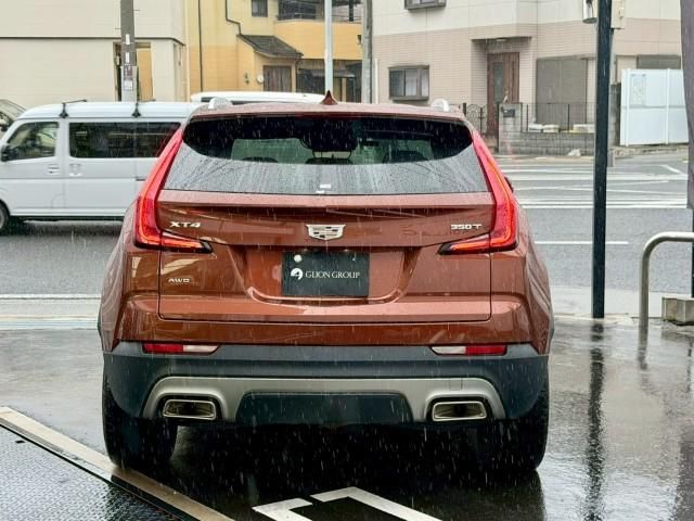 صورة 8 لـ 2021 Cadillac XT4
